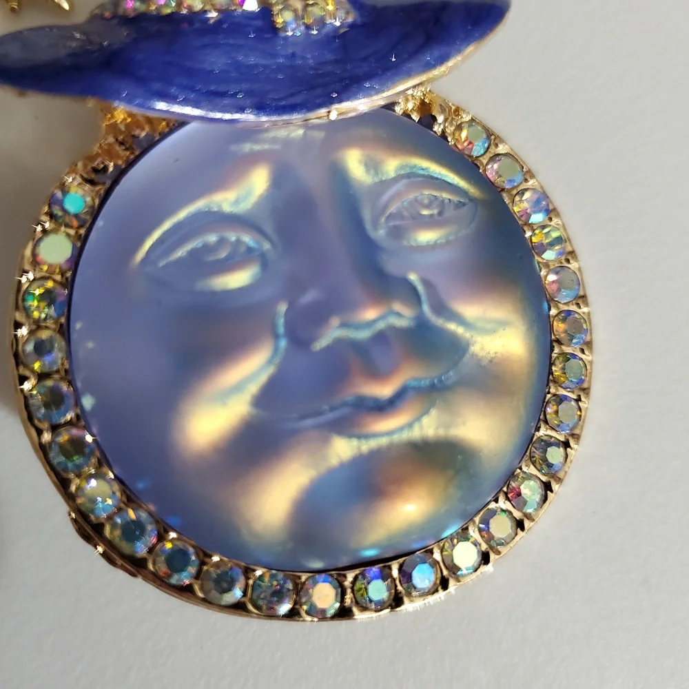 Moon Witch brooch pin enamel vintage style New 18k GP Swarovski crystals Ab - Picture 5 of 13